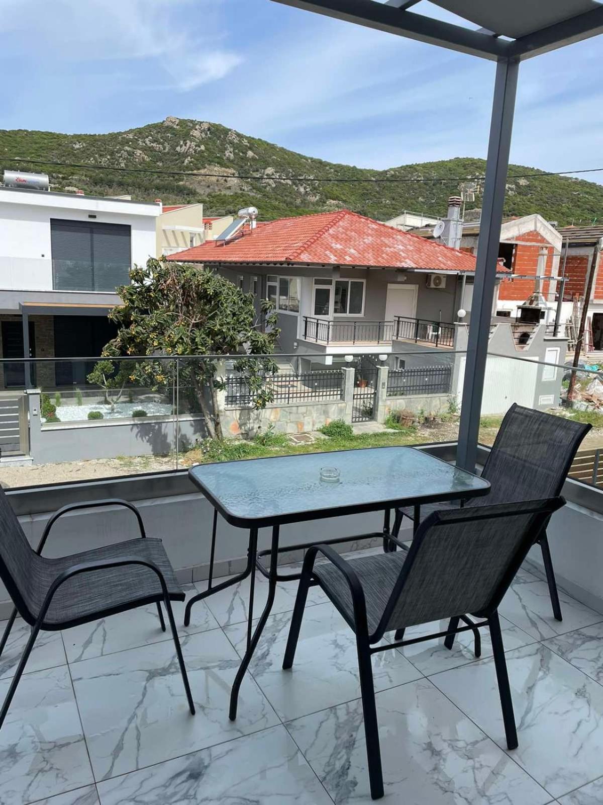 Chara'S House Apartment Kavála Luaran gambar