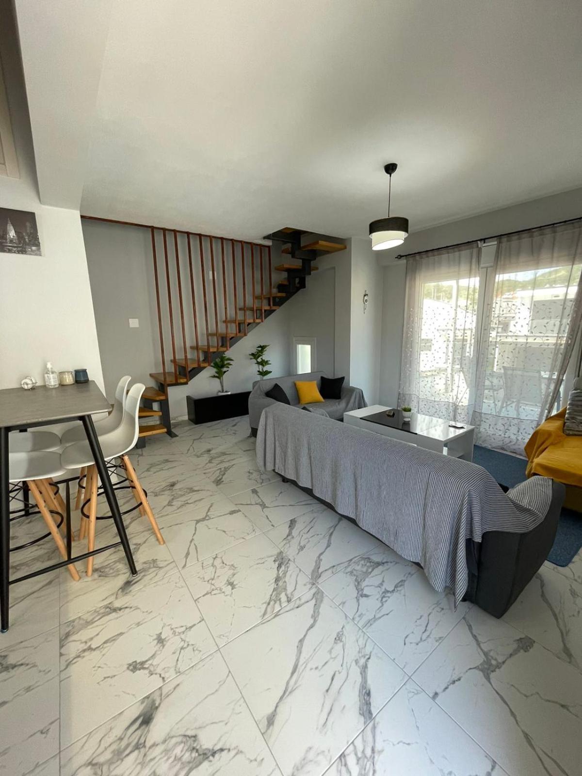Chara'S House Apartment Kavála Luaran gambar